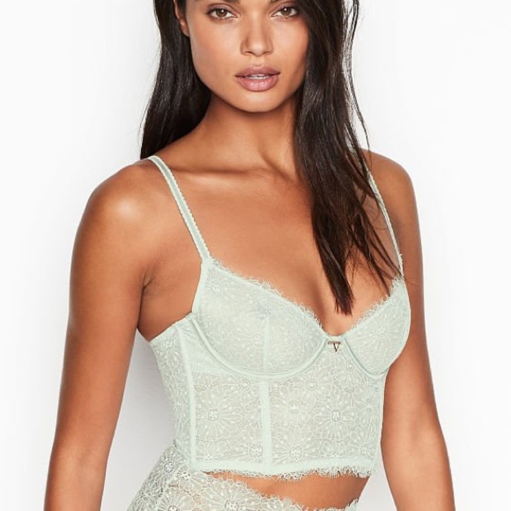 34C Victoria’s Secret sage green lace bustier bra